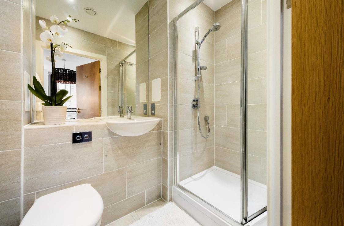 Lovely 2 Bed Apartment 15Mins From Bond St 伦敦 外观 照片